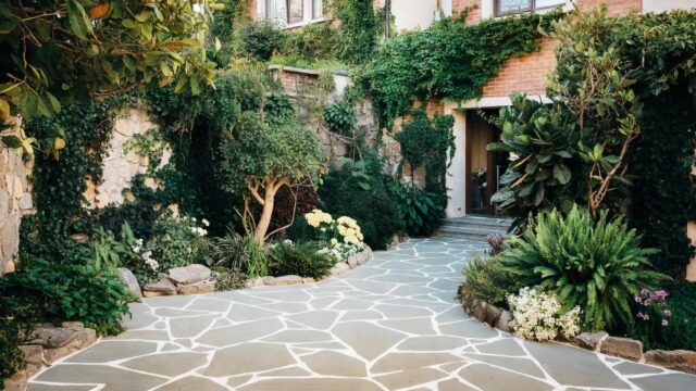 Entryways-and-Front-Yards.jpg