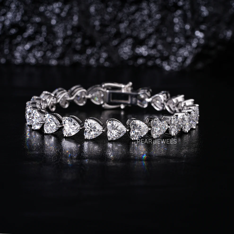 PEARJEWELS_2_dc667acb-9393-47e5-bb3e-d49aedaa082c.png
