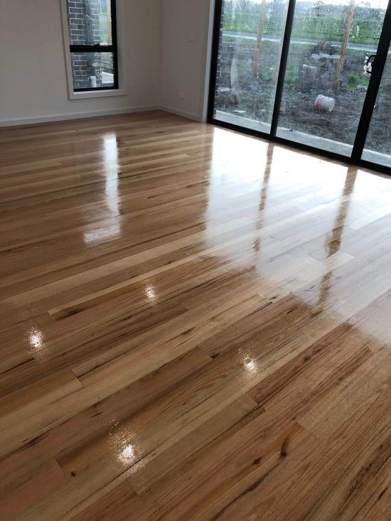 tas-oak1-550×733-1.jpg